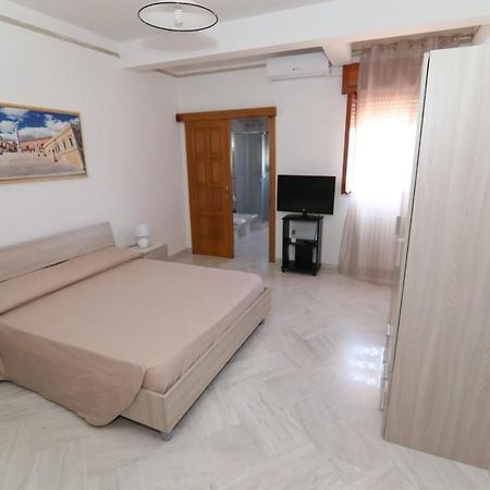 B&B Annunziata Brindisi Buitenkant foto