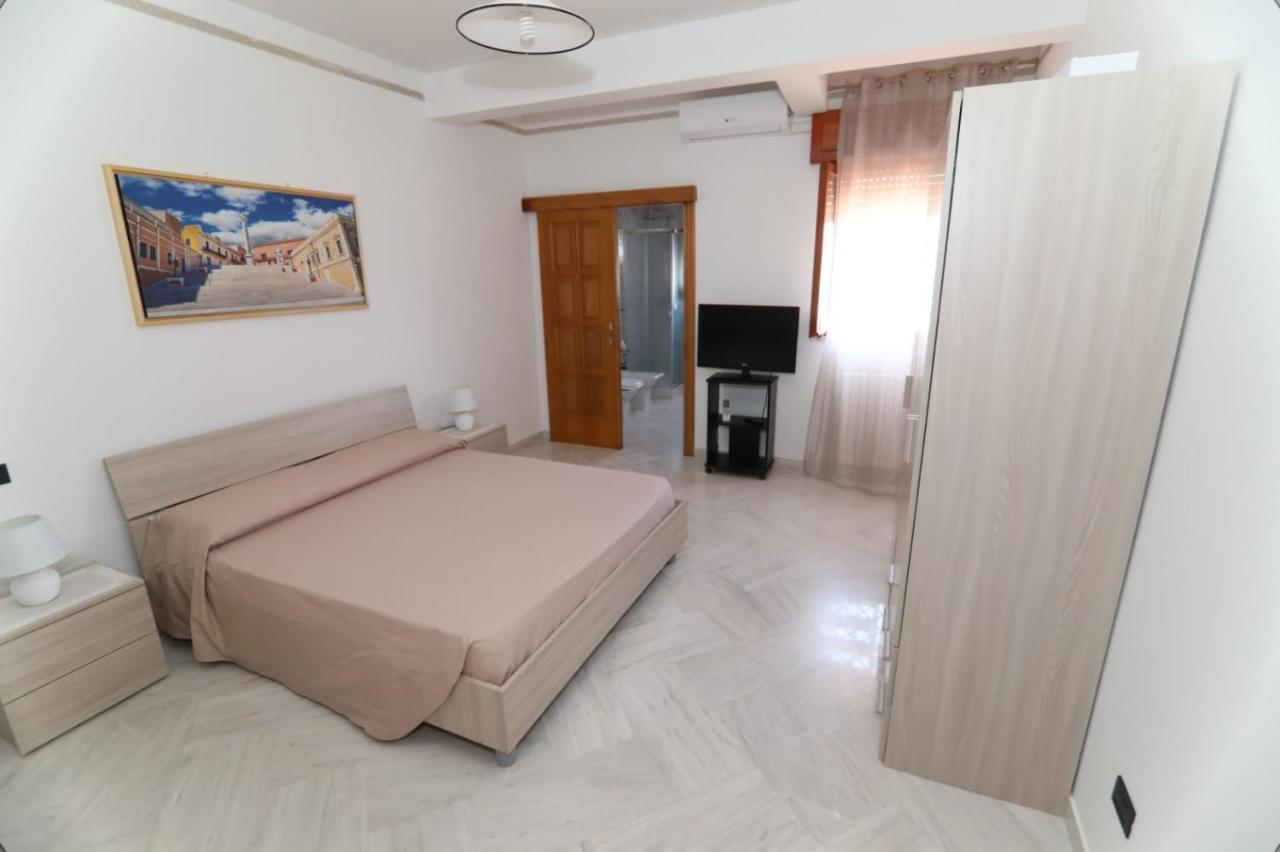 B&B Annunziata Brindisi Buitenkant foto